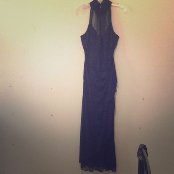 Black evening dress - Picture 1 of 2
